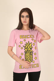 Gucci Pineapple Print Premium Tee in Soft Pink: Effortless Elegance in Regular Fit